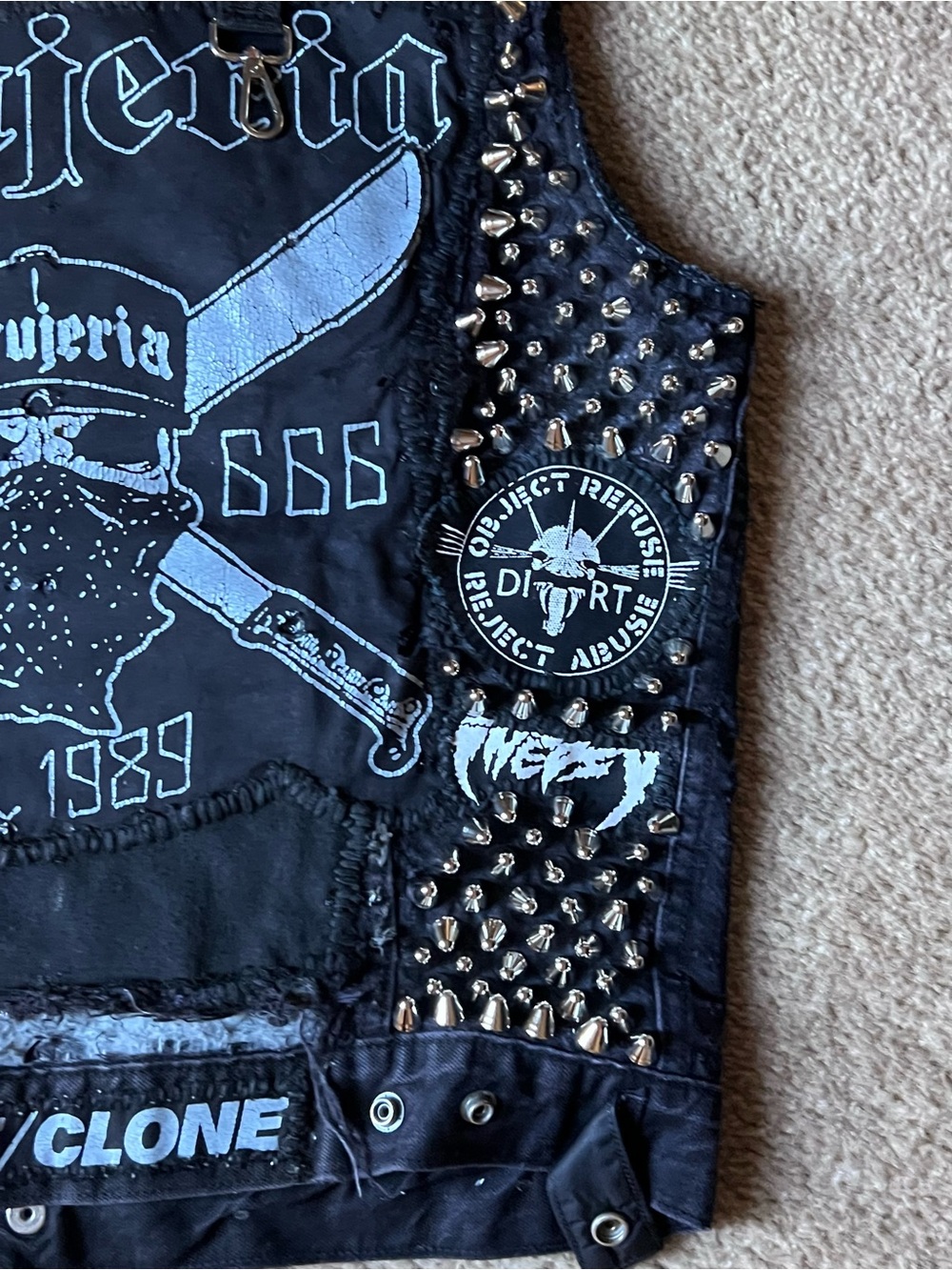 BRUJERIA Levi insulated crust punk studded stitched vest medium READ DESCRIPTION - Picture 4 of 6